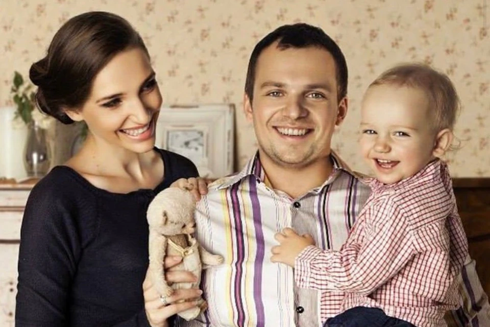 Yanina Daria published their touching family photo