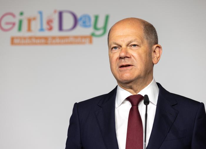 Scholz: to start negotiations, the Russian Armed Forces must leave the territory of Ukraine